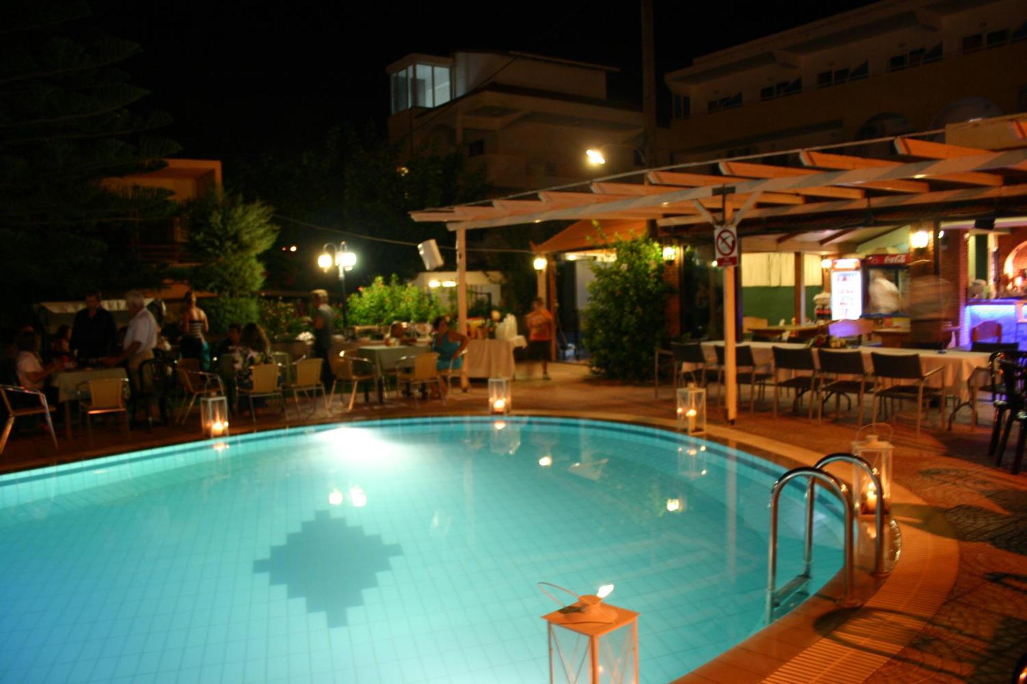 Lyristis Dinos Studios & Apartments Faliraki Luaran gambar