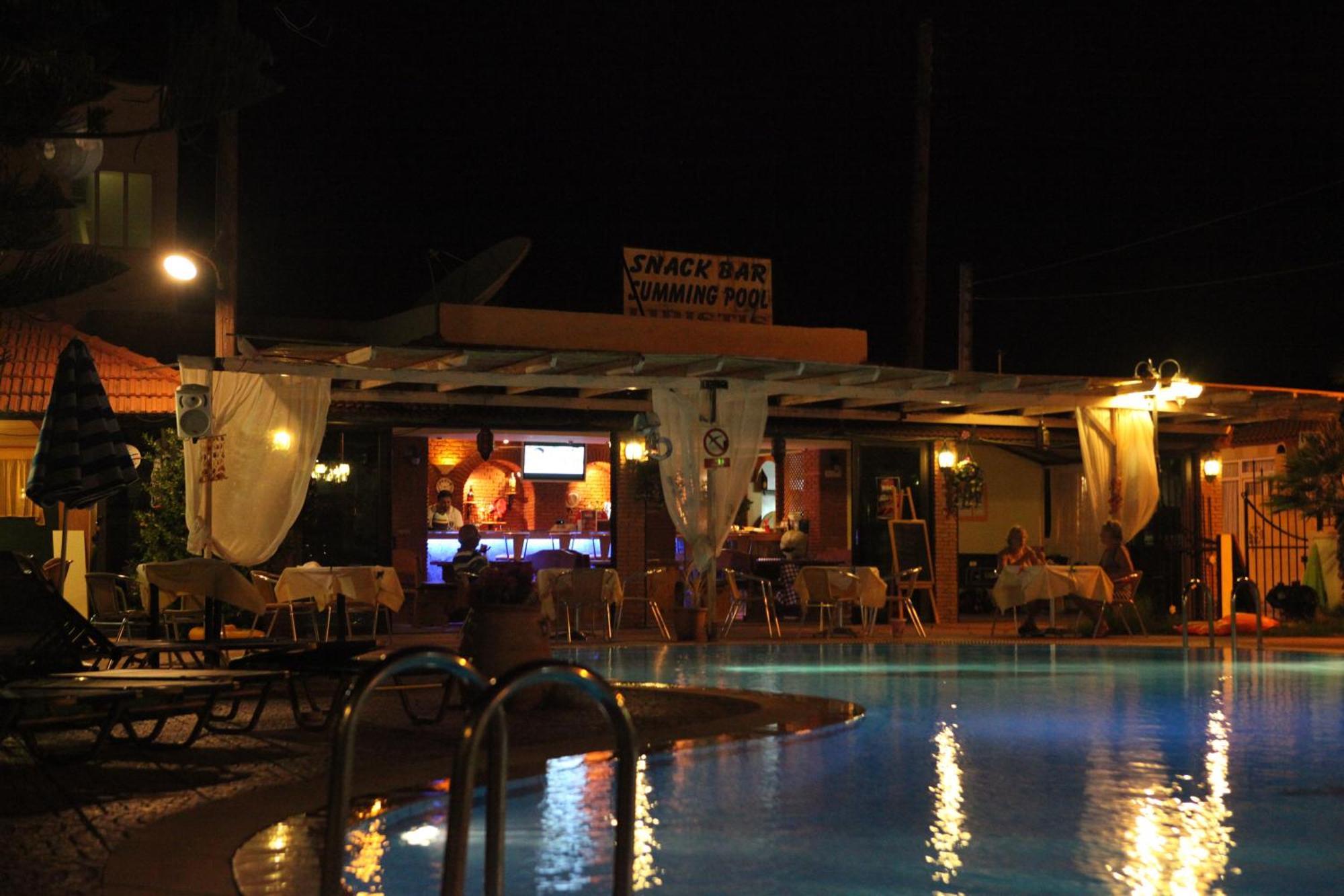 Lyristis Dinos Studios & Apartments Faliraki Luaran gambar