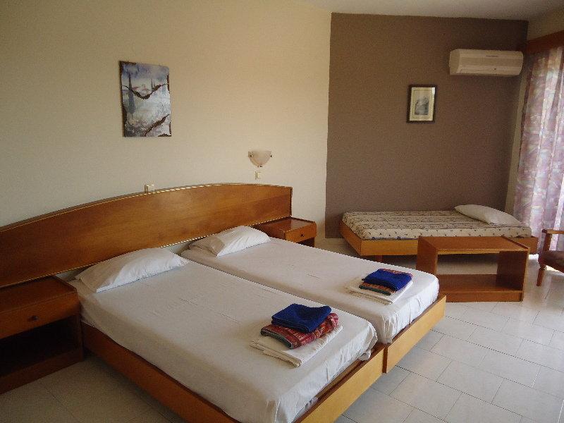 Lyristis Dinos Studios & Apartments Faliraki Luaran gambar