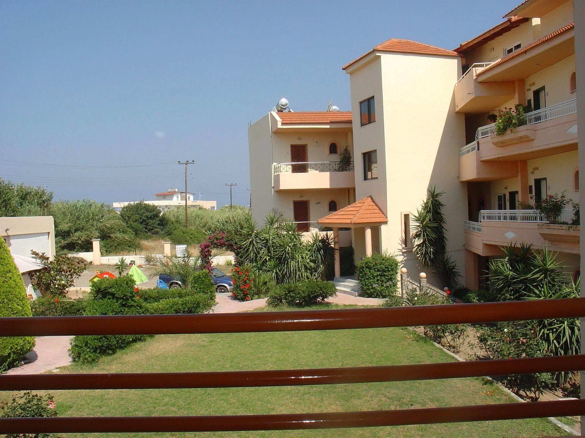 Lyristis Dinos Studios & Apartments Faliraki Luaran gambar
