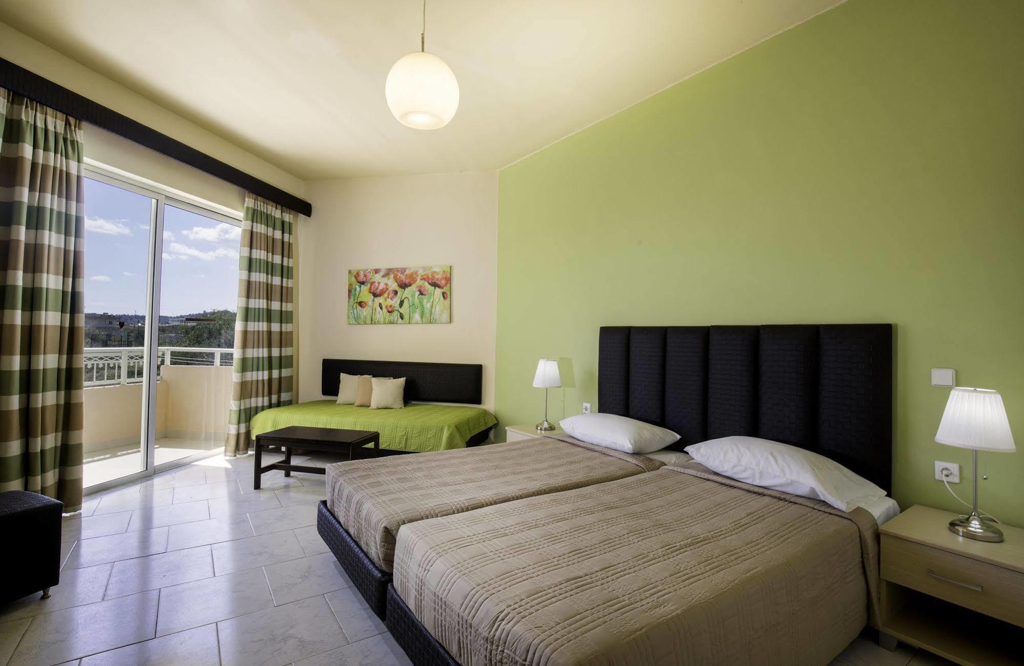 Lyristis Dinos Studios & Apartments Faliraki Luaran gambar